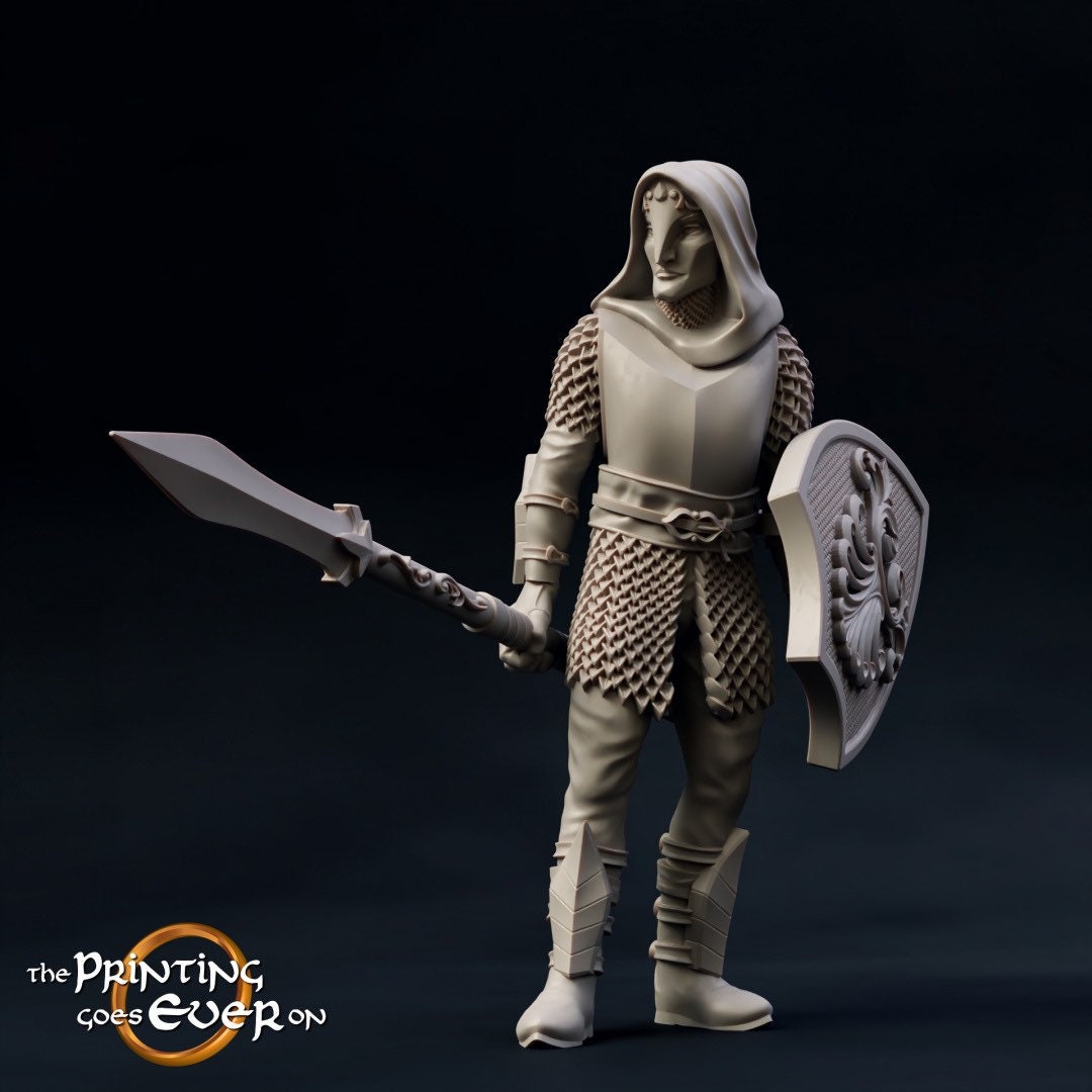 Brightwood Defender - Male (sculpted by Print Goes Ever On)