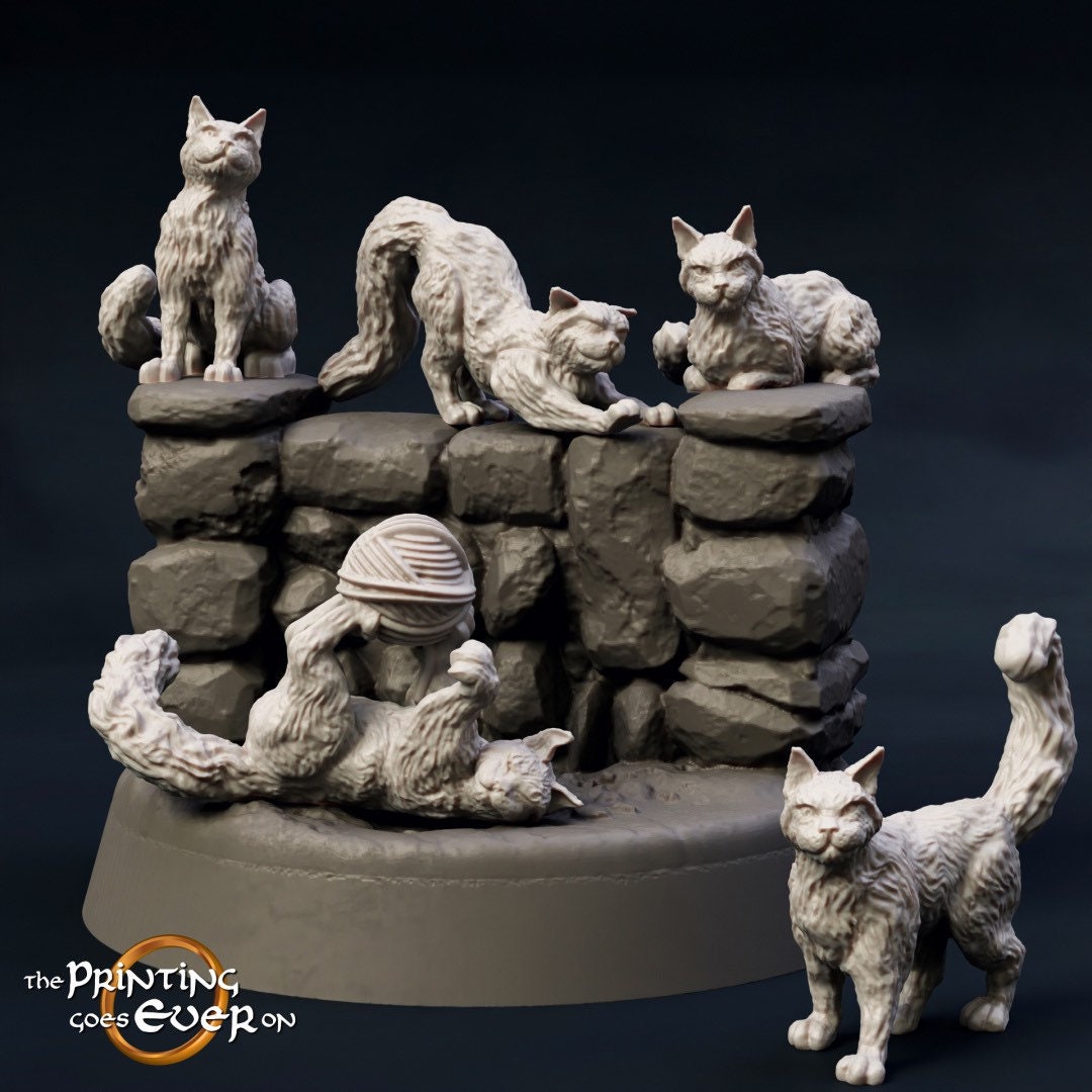 Townsfolk - Housecats (sculpted by Print Goes Ever On)