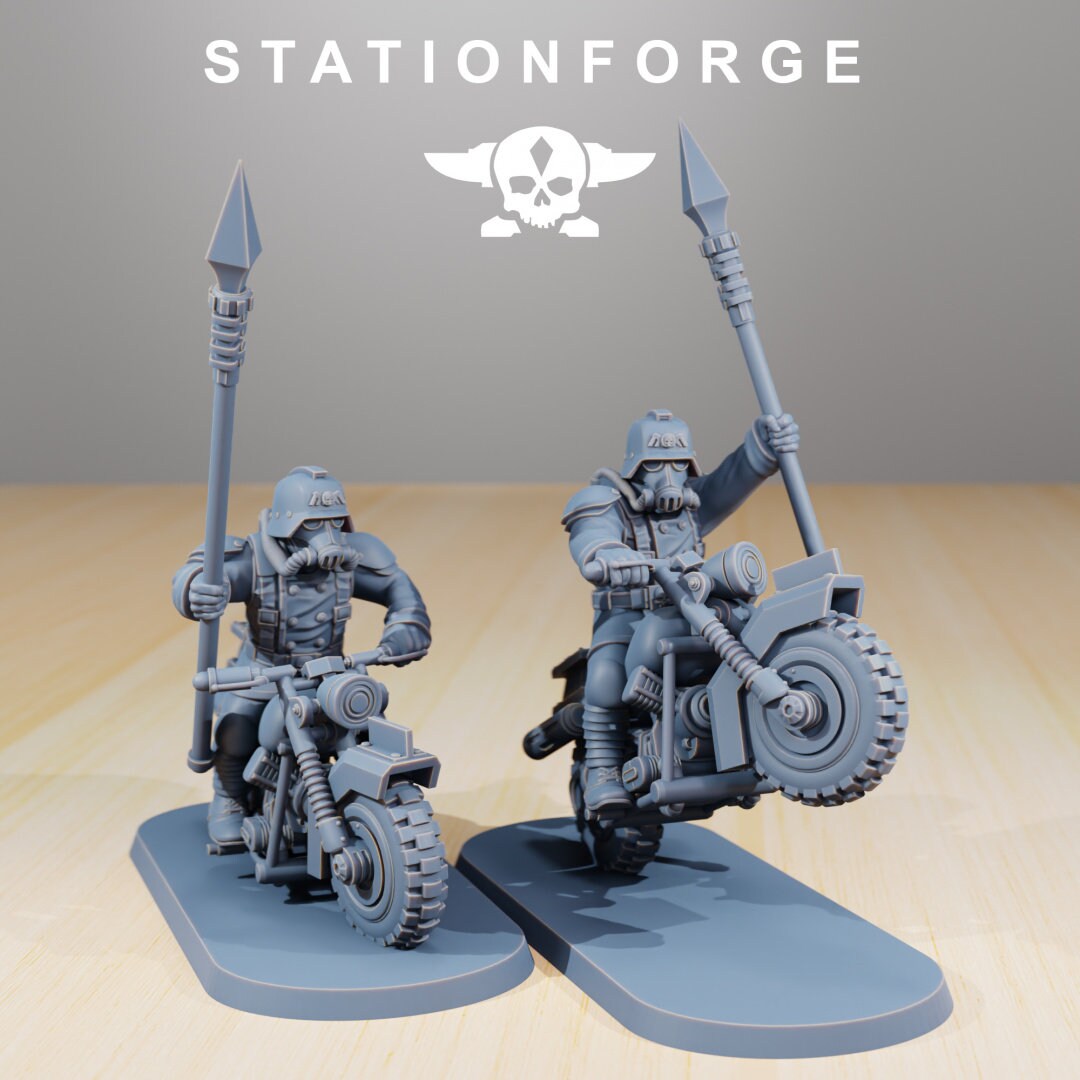 Grim Bikers - set of 10 (sculpted by Stationforge)