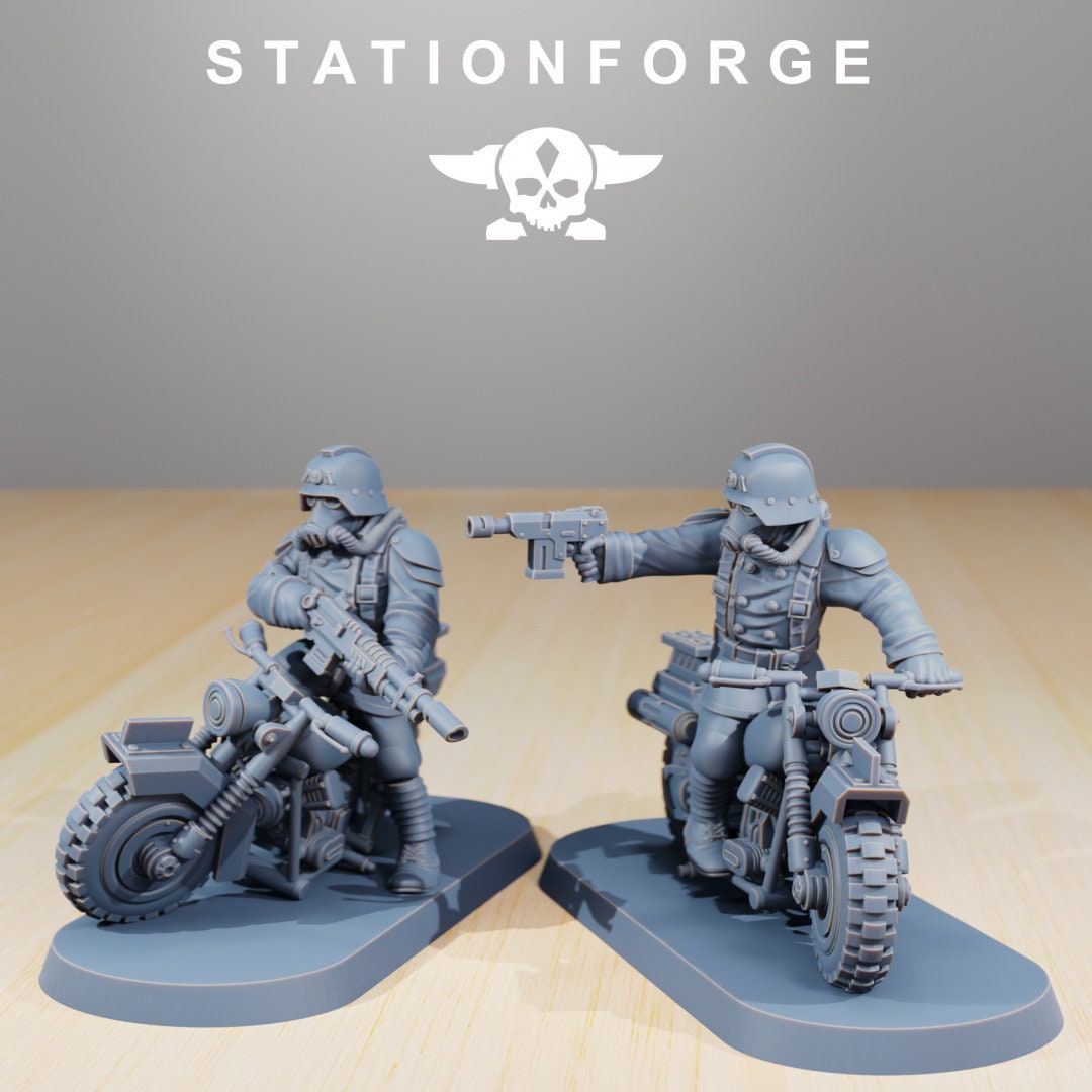 Grim Bikers - set of 10 (sculpted by Stationforge)