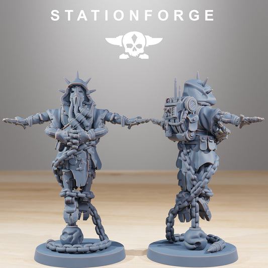 Scavenger Priest (sculpted by Stationforge)