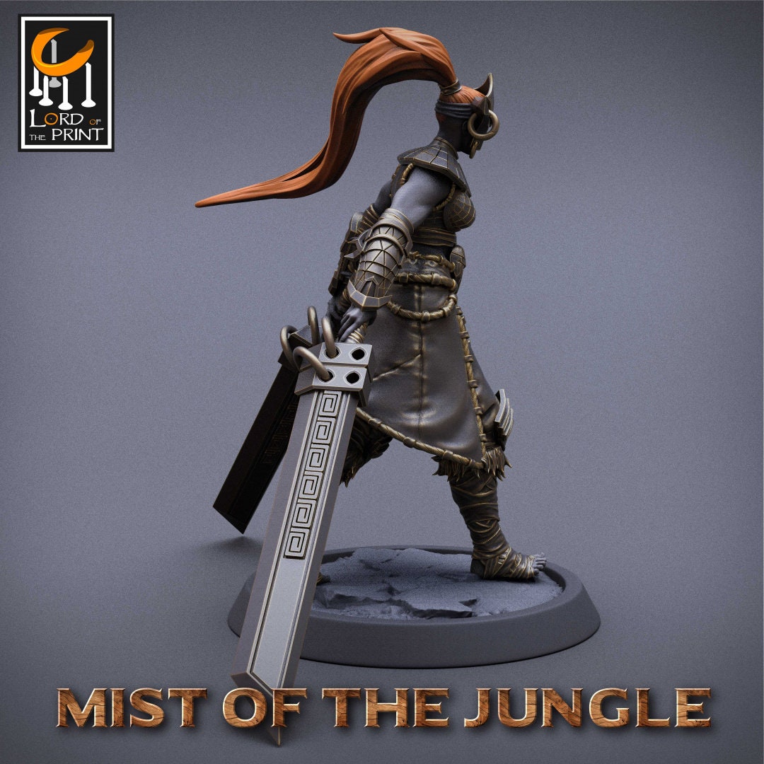 Heavy Amazon Great Sword set - 4 poses (sculpted by Lord Of The Print)