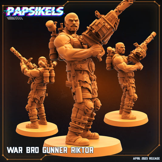 War Bro Gunner Riktor (sculpted by Papsikels)