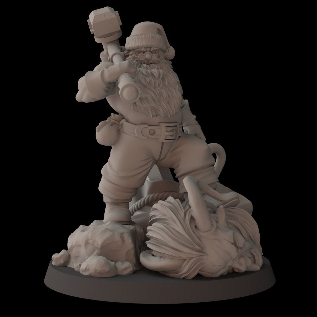 Dwarf Santa (Sculpted by Fantasy Cult Miniatures)