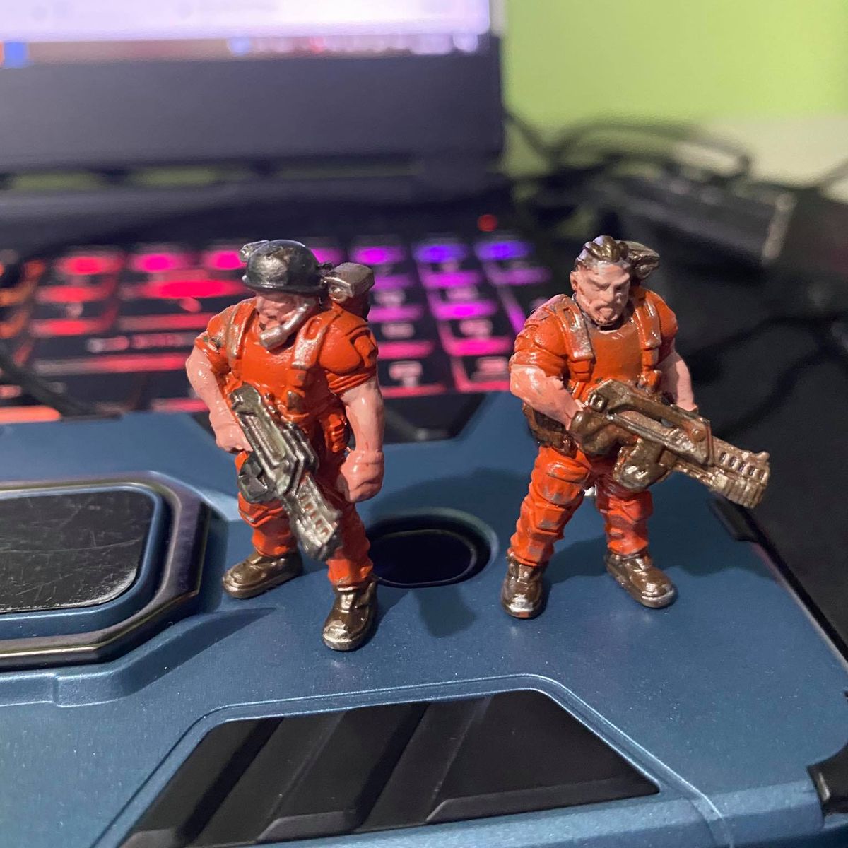 Human Space Marine Captain Ark (Sculpted by Papsikels)