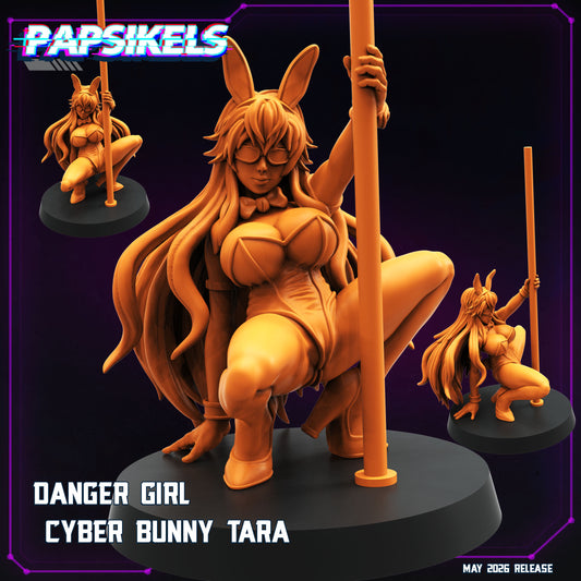 Danger Girls - Cyberbunny Tara (Sculpted by Papsikels)