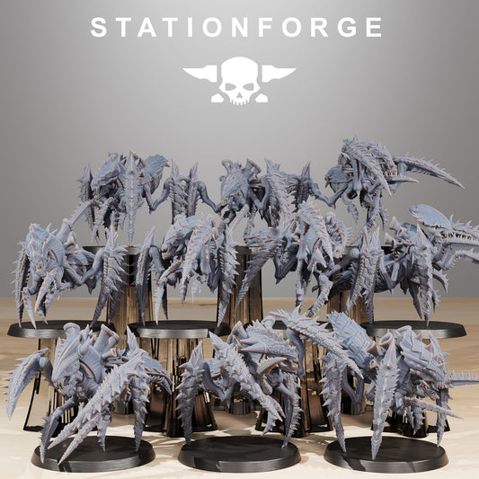 Xenarid Crawlers - set of 10 (sculpted by Stationforge)