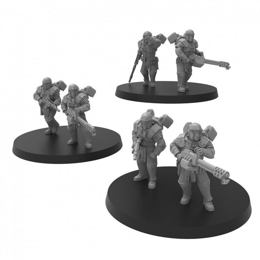 Roman Flamer Team (3) (sculpted by That Evil One)