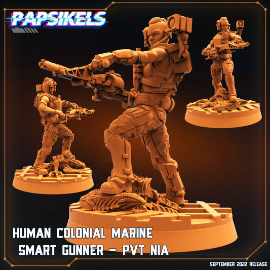 Smart Gunner Private Nia (sculpted by Papsikels)