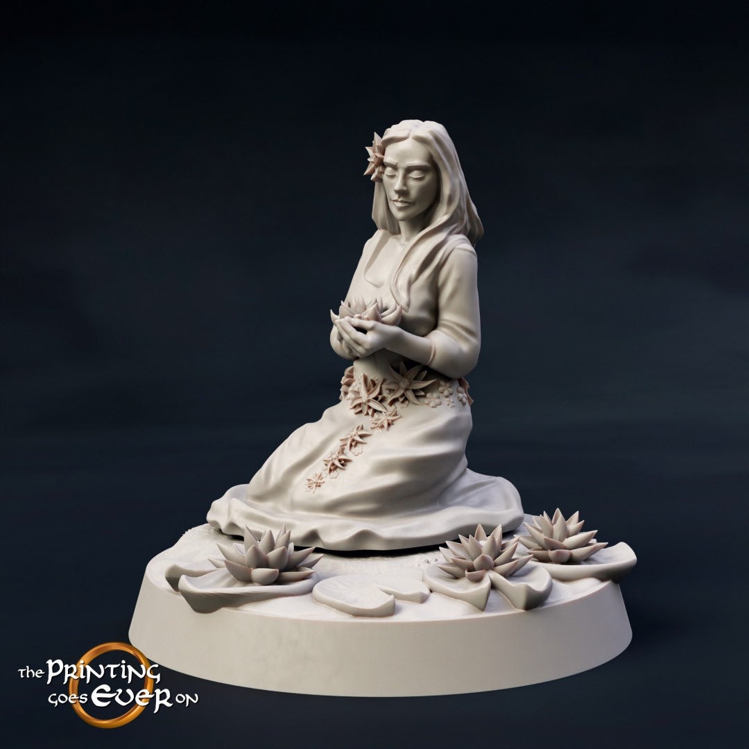 Silverflower (sculpted by Print Goes Ever On)