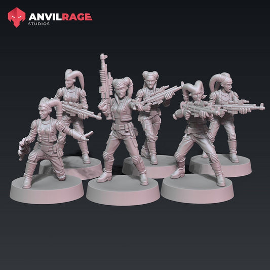 Female Freedom Fighters - set of 9 (Sculpted by Anvilrage Studios)