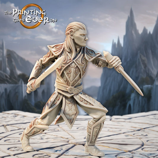 Elven Duelist A (sculpted by Print Goes Ever On)
