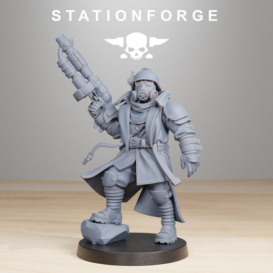 Grim Guard Scorcher Officer (sculpted by Stationforge)