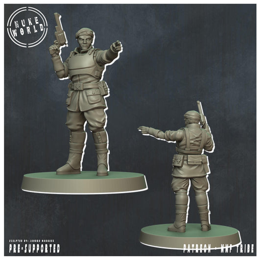 Officer 01 - Nukeworld (Sculpted by Jandro Miniatures)