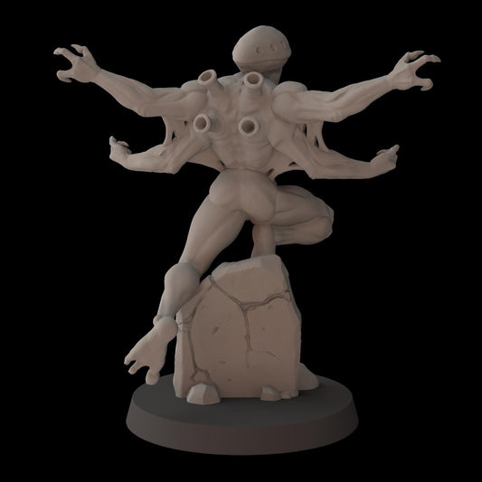 The Hybrid (Sculpted by Fantasy Cult Miniatures)