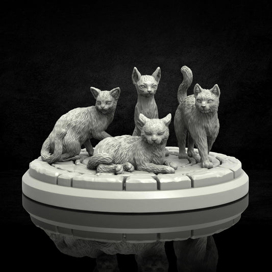 Cats of Ulthar (sculpted by Adaevy Creations)