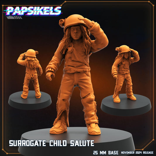Surrogate Child Salute - Xenomorph Fan Art (sculpted by Papsikels)