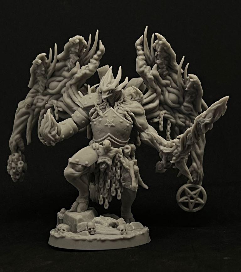 Barkasar Praetor of Brutality (sculpted by Papsikels)
