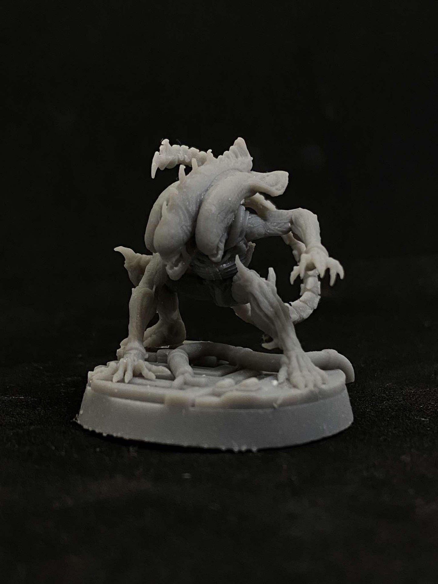 Xeno Cerberus - Xenomorph Fan Art (sculpted by Papsikels)