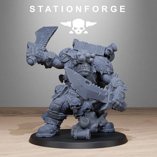 Orkaz Assassin (sculpted by Stationforge)