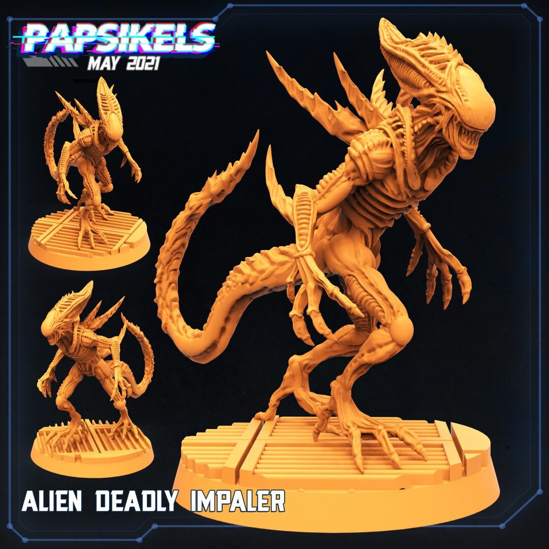 Xenomorph Stalkers (sculpted by Papsikels)