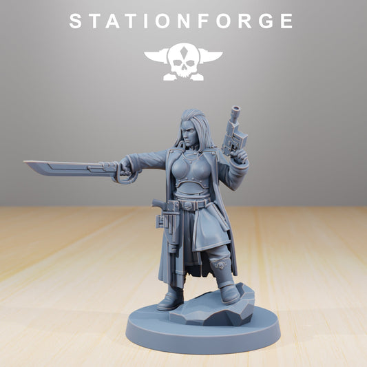 Grim Guard Duchess (sculpted by Stationforge)