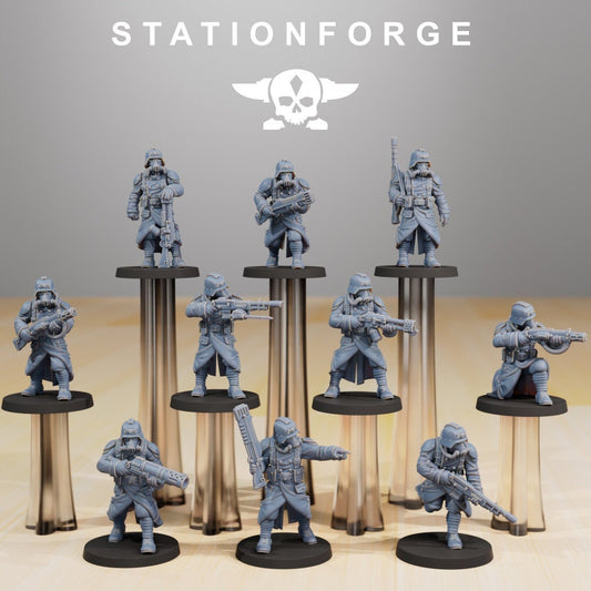 Grim Guard Troopers - set of 10 (sculpted by Stationforge)