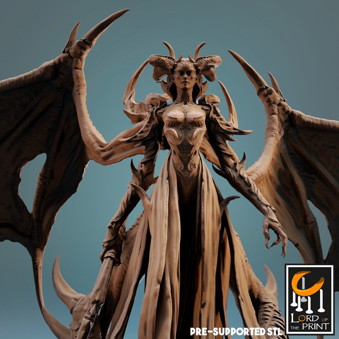 Demon Queen (Sculpted by Lord of the Print)