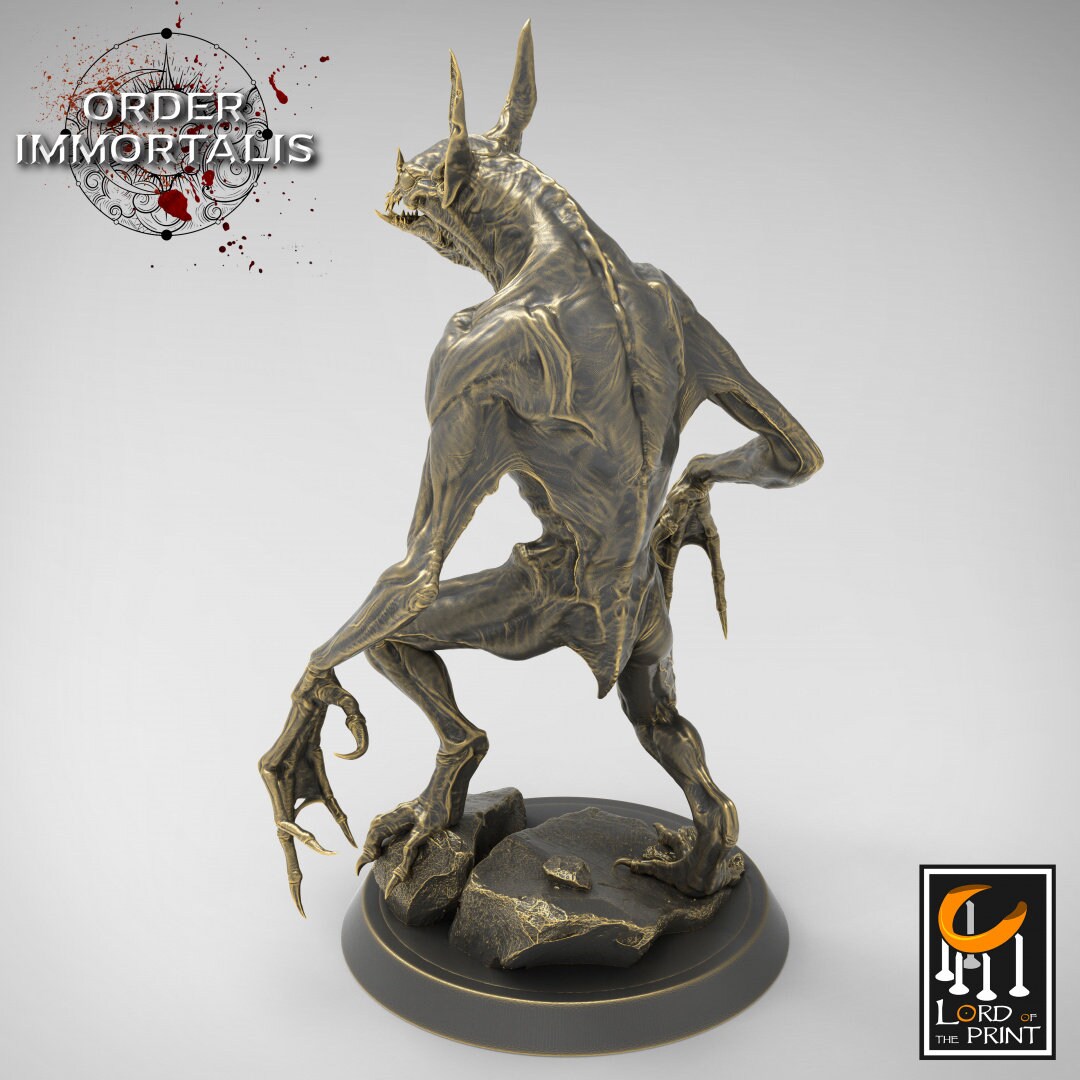 Imperfect Vampire (Lookout) - (Sculpted by Lord of the Print)