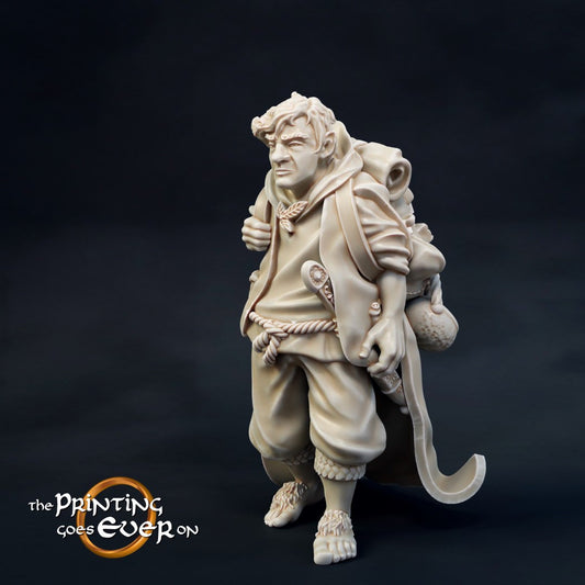 Samuel - Halfling in Mona’Firth (sculpted by Print Goes Ever On)