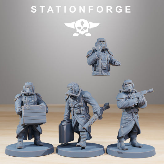 Grim Guard - Tank Crew (4) (sculpted by Stationforge)